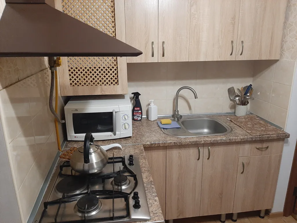 Коттедж Трёх комнатный дом до моря 5 минут пешком — Евпатория