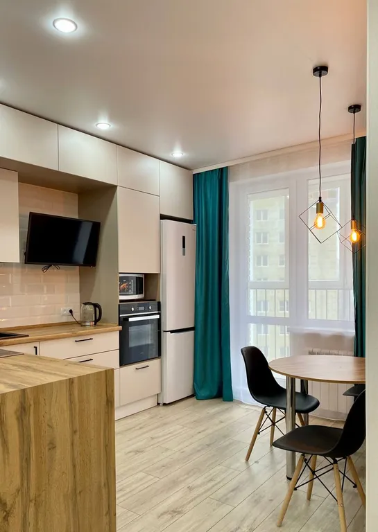 Уютная квартира в центре левобережья — аренда посуточно в Омск