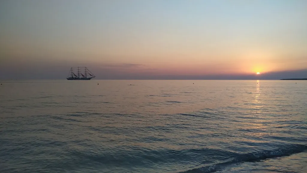 Комната на четверых