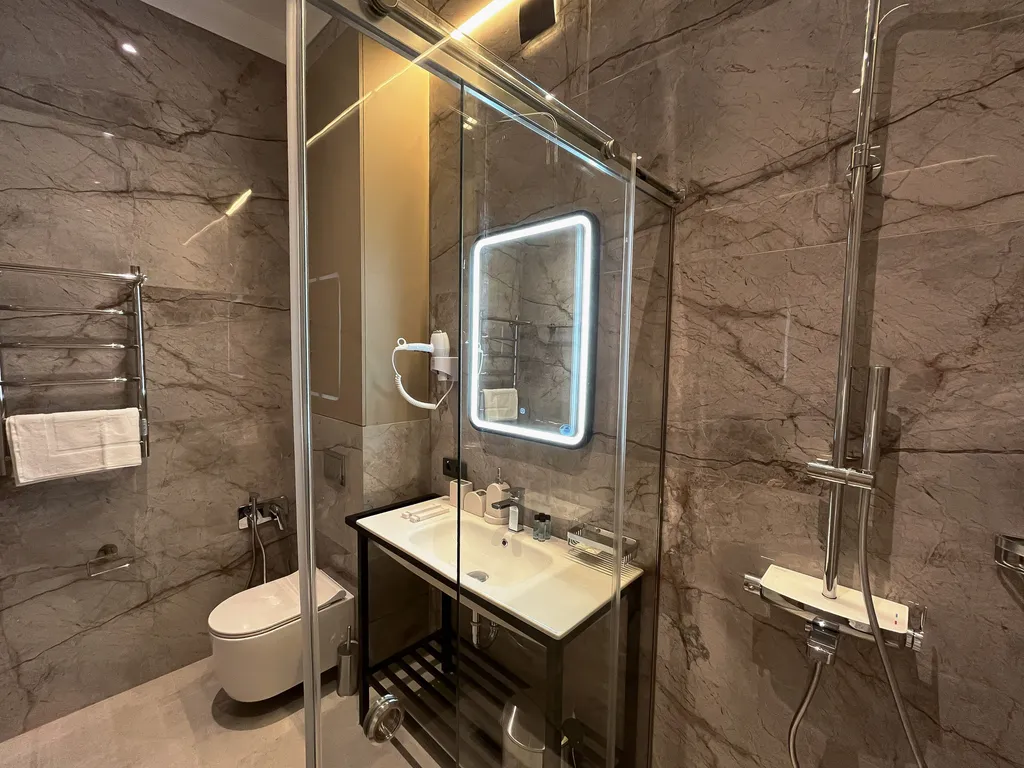 Апартаменты на набережной центра города