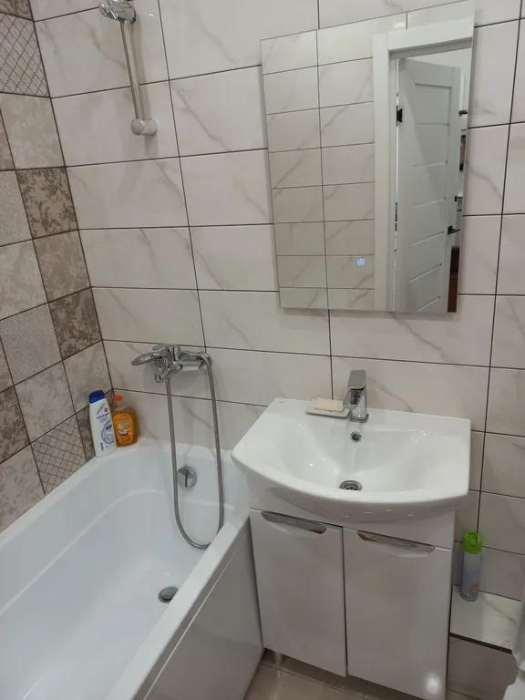 Любимый уголок у глобуса