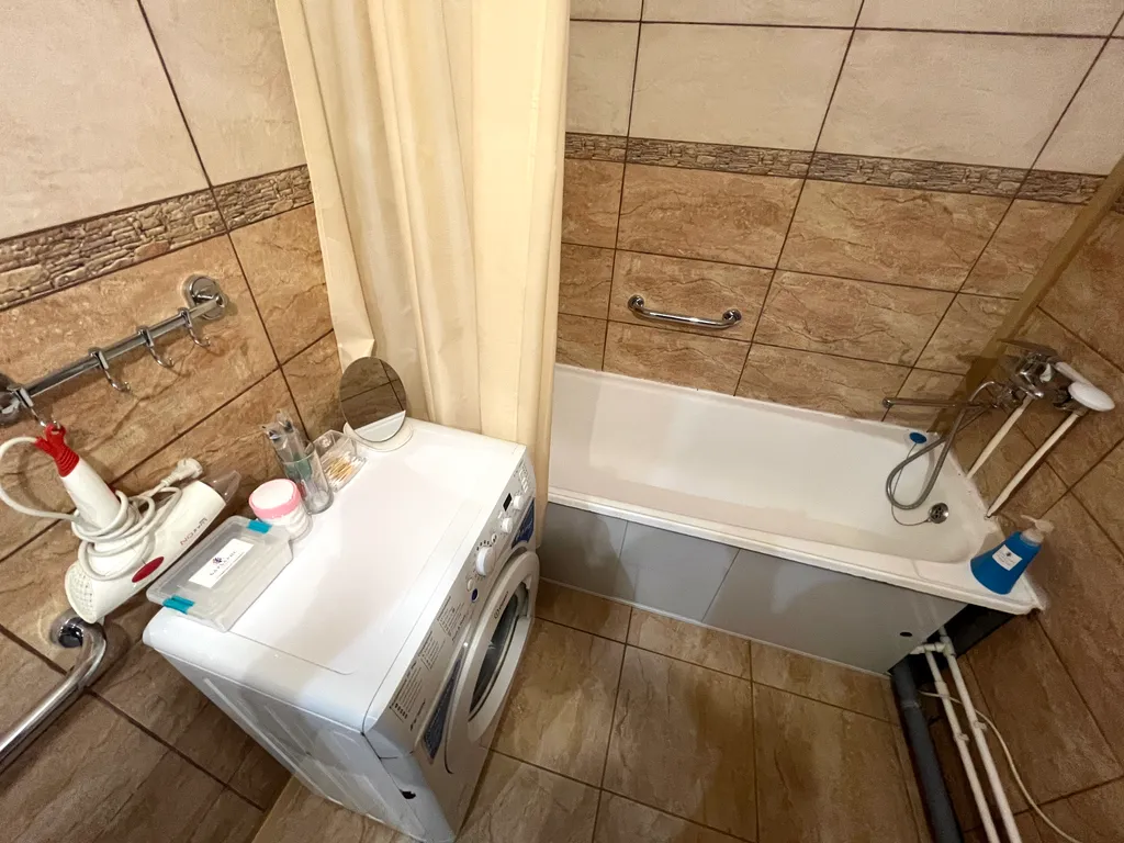 Однокомнатная квартира с большой кухней и лоджией