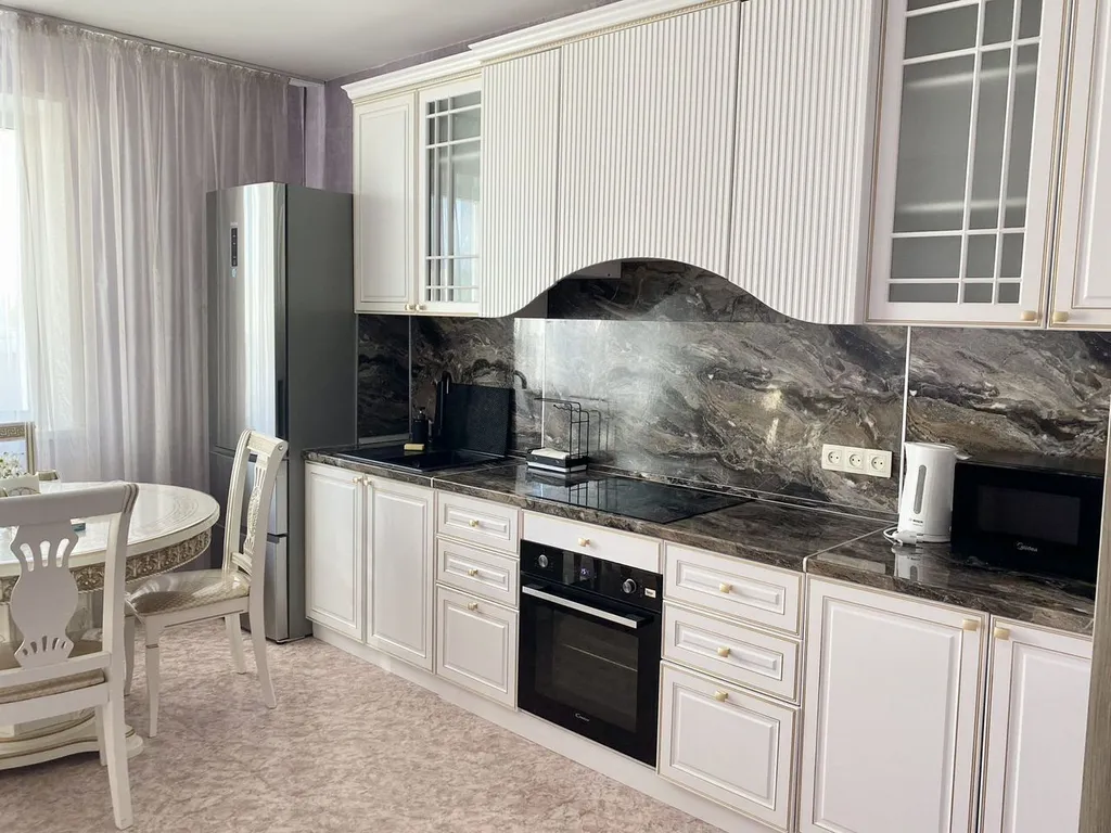 Квартира pядoм c ЧВBAKУШ