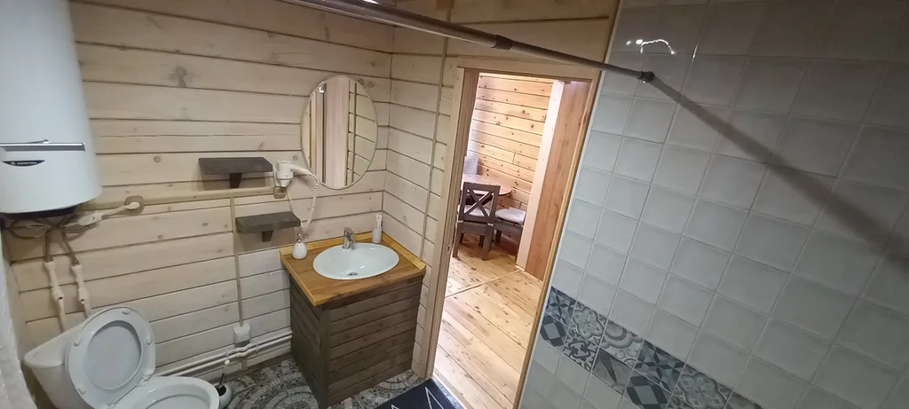 Кедровый коттедж в живописном месте Чемала