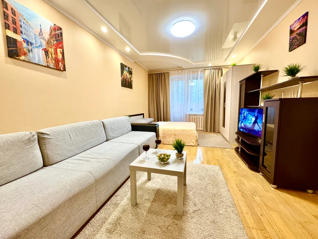 Уютная двушка в центре рядом с набережной реки Волга