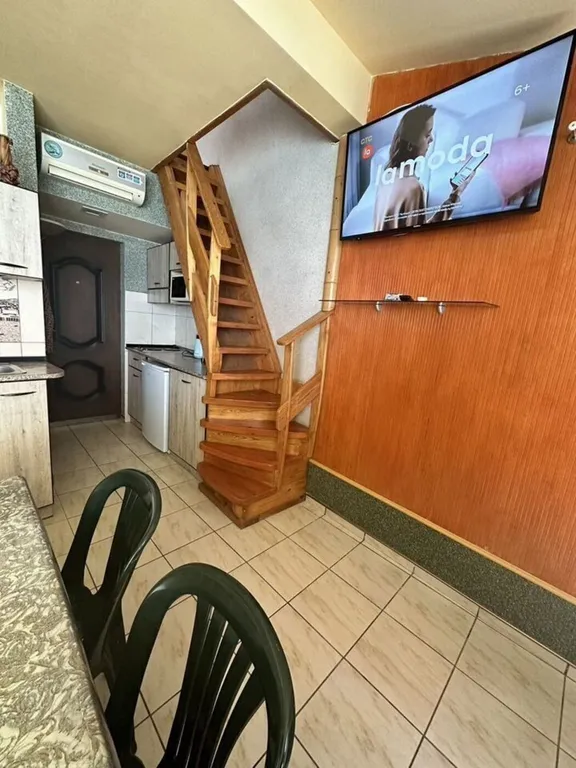 Квартира с мансардой и видом на море