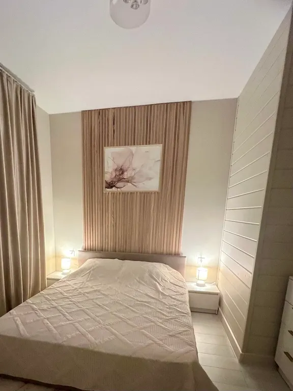 Коттедж недалеко от озера с двумя спальнями и сауной