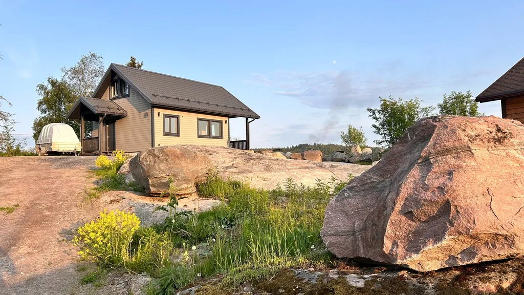 Дом с видом на озеро