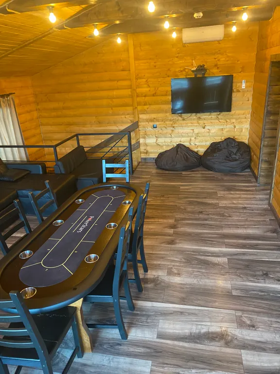 Гостевой дом с русской баней и покерным столом