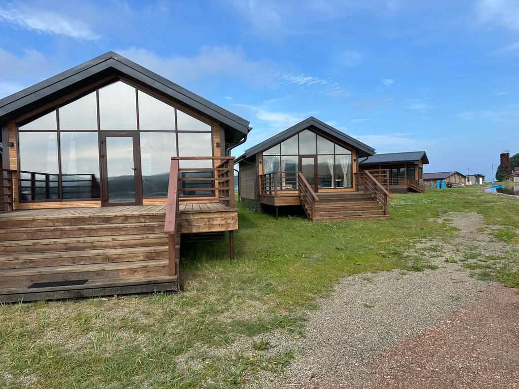 Домик на берегу моря