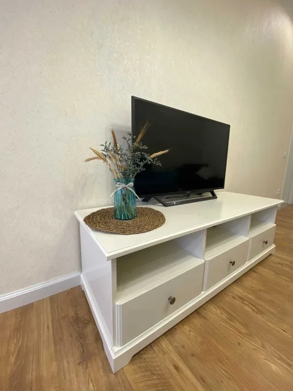 Квартира КВАРТИРА "ЛАЗУРЬ" с балконом и видом на море — Геленджик