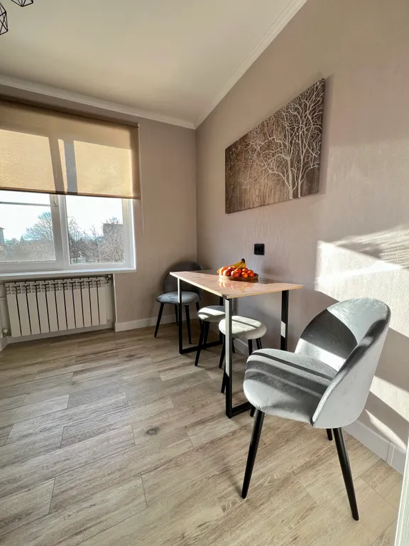 Светлая, теплая, просторная, уютная квартира в самом центре поселка