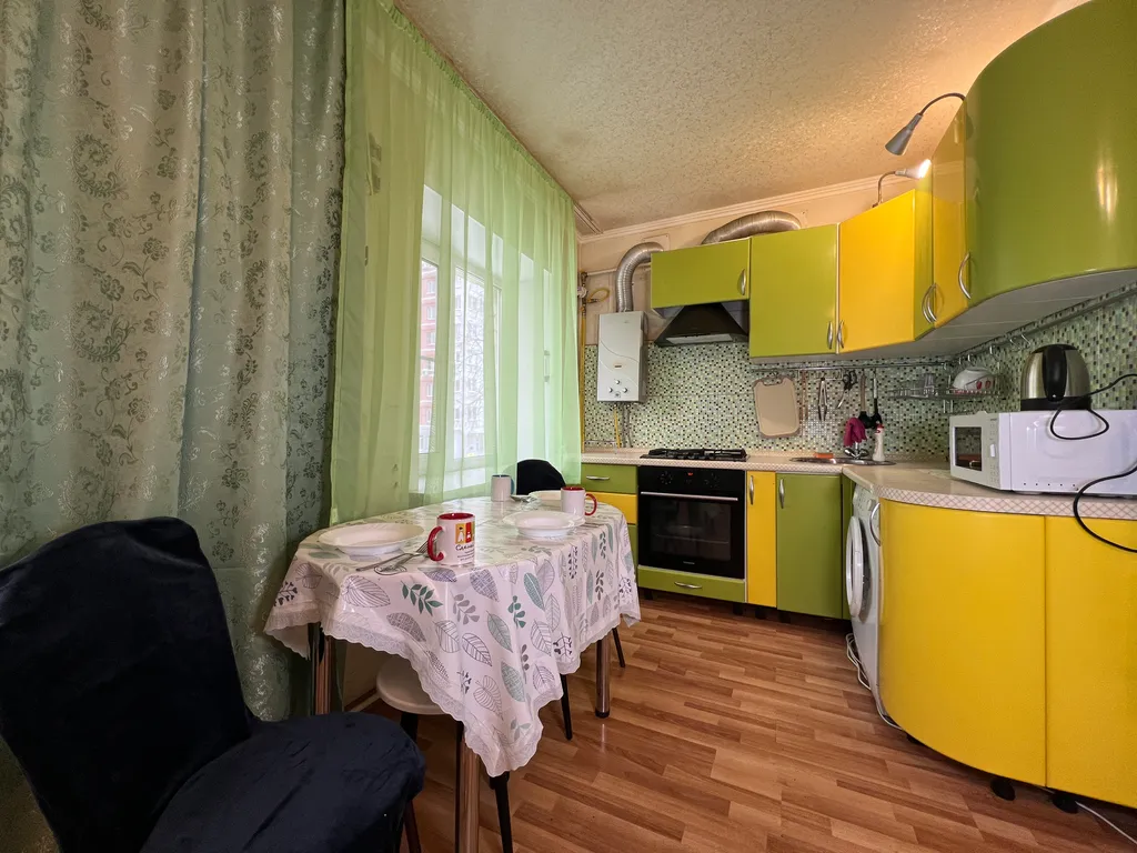 2-комнатная квартира в центре не берем оплату за уборку