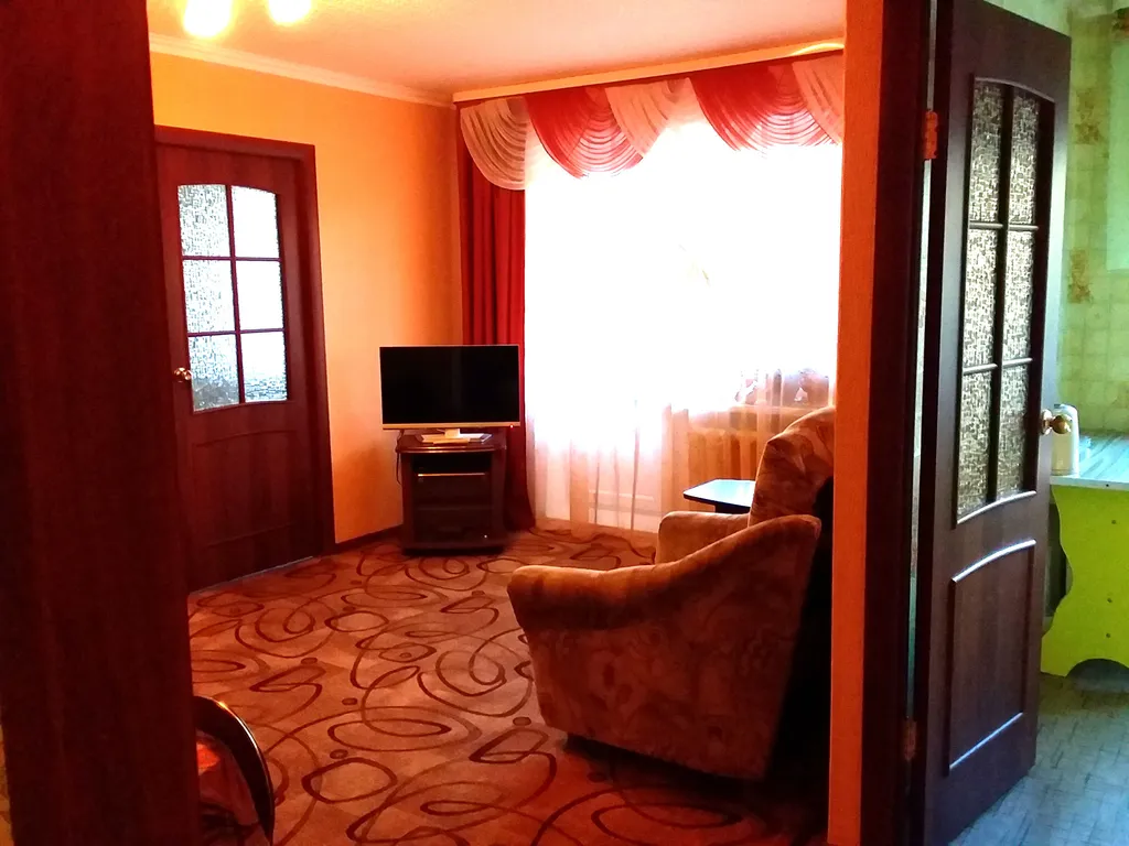 Недорого 2-комнатная квартира недалеко от Муз. консерватории