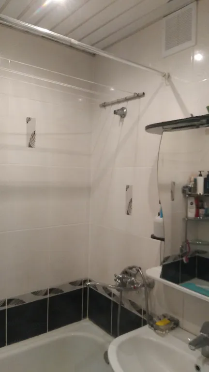 Уютная двухкомнатная квартира, рядом торговый центр, МНТК