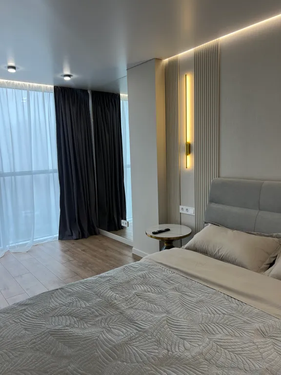 Комфортабельная трёхкомнатная квартира с шикарной территорией