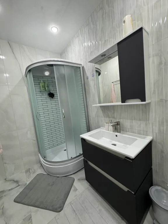 Сдается новая квартира в новом доме, в центре  города со всеми удобств