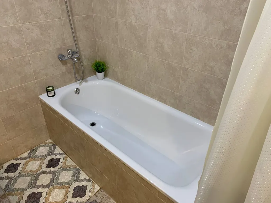 Трёхкомнатная квартира с 2 отдельными спальнями в самом центре тбилиси