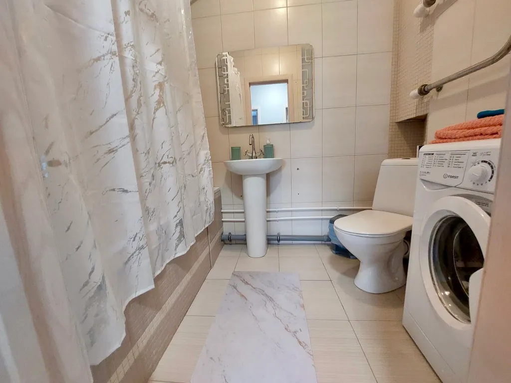 Уютная двухкомнатная квартира недалеко от центра