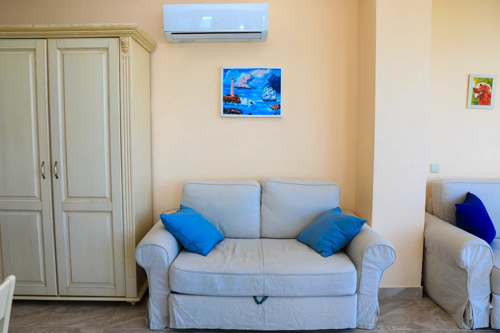 Двухкомнатные апартаменты 50 м от моря