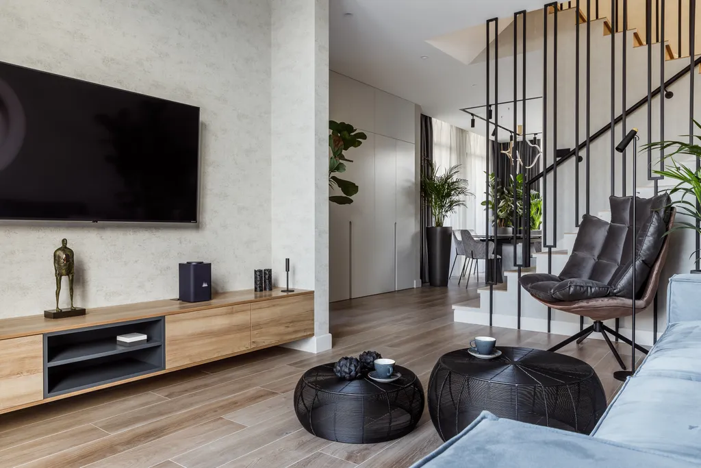 Дизайнерский трёхэтажный дом недалёко от моря