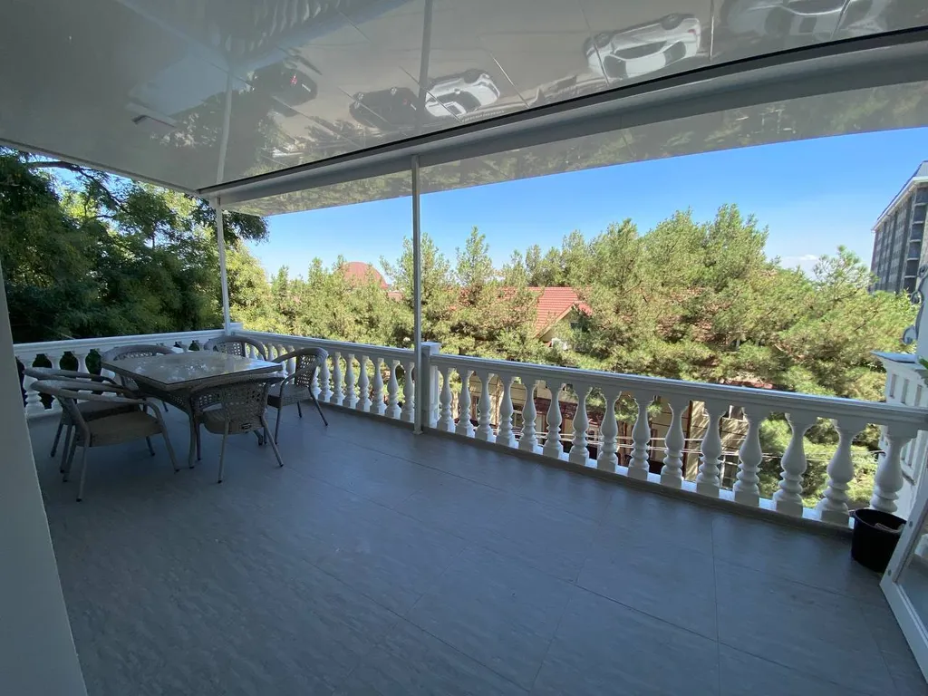 Уютная квартира с красивой террасой, 7Days Apartments