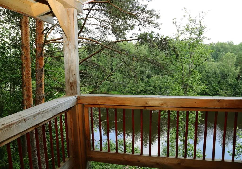 Дом с видом на реку Волга