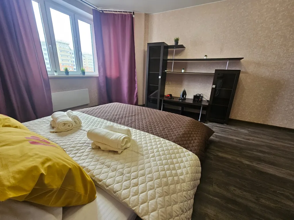 Вид на реку и крокус