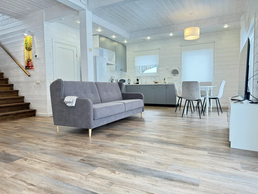 Коттедж Выходные вдвоем в чудесном месте, бронируйте быстрее дом на берегу — аренда посуточно в Истра