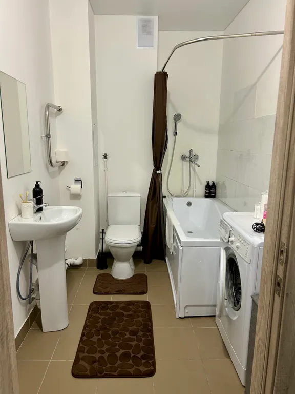 Уютные апартаменты около ТРК Фиеста