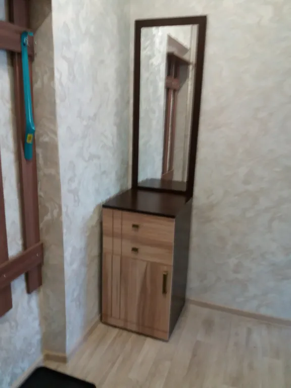 2-комнатная квартира с евроремонтом в центре Чебаркуля