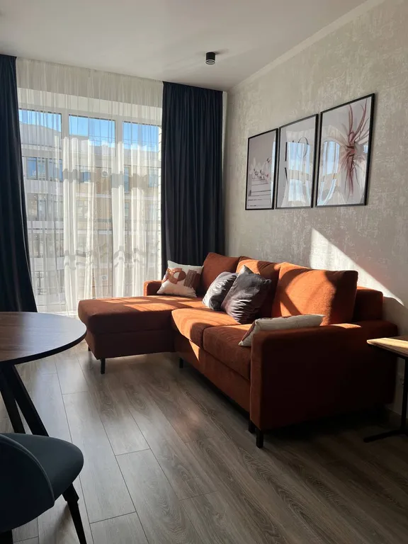 Классная однокомнатная квартира в новом ЖК Гранд парк — аренда посуточно в Оренбург