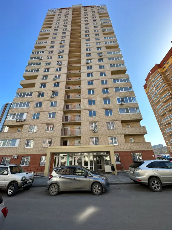 Отличная квартира возле зелёного угла — аренда посуточно в Владивосток