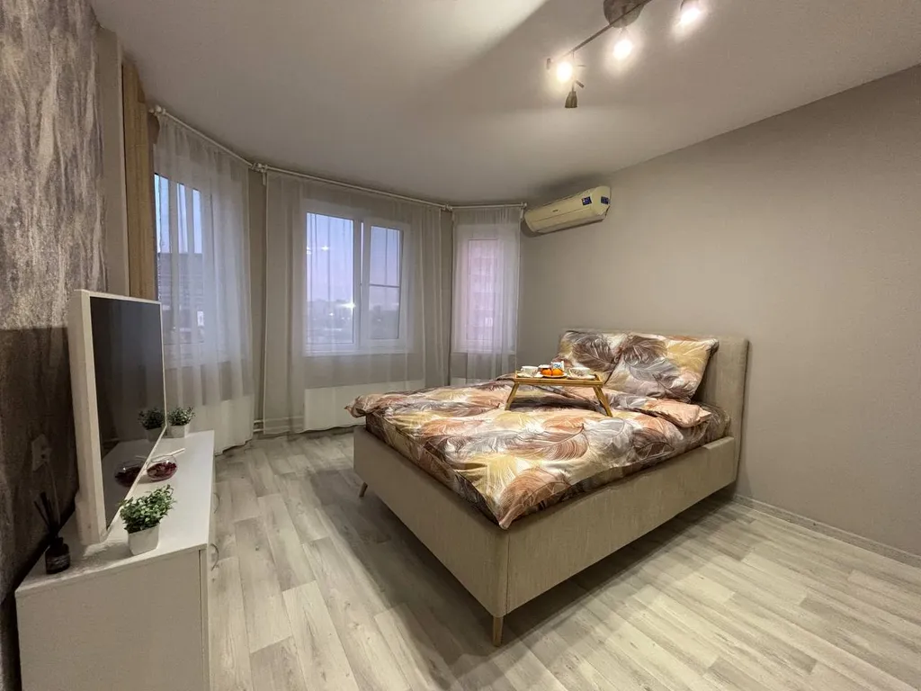 Шикарная квартира в центре города в 5 минутах от ФОК Мещерский