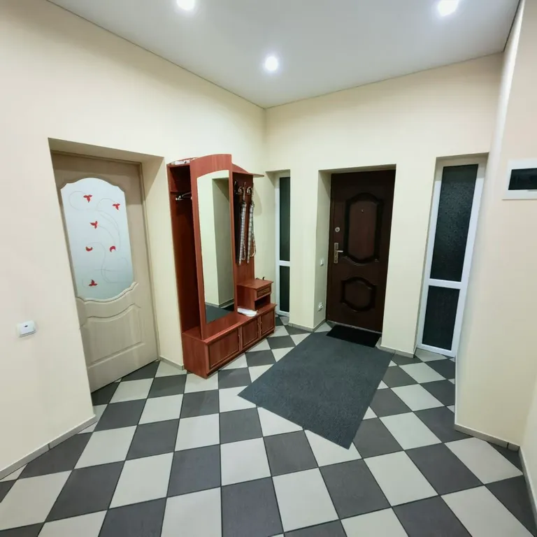 Квартира Просторная двухкомнатная квартира в центре города — Светлогорск