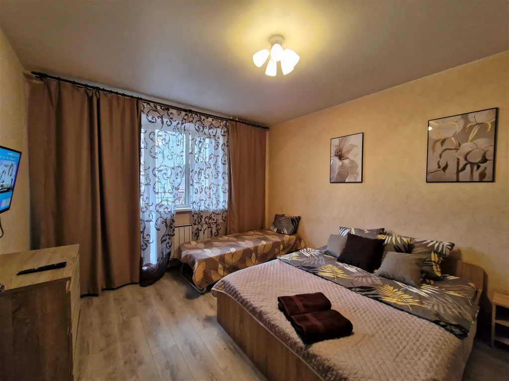 Хорошая квартира в новостройке с тремя раздельными местами