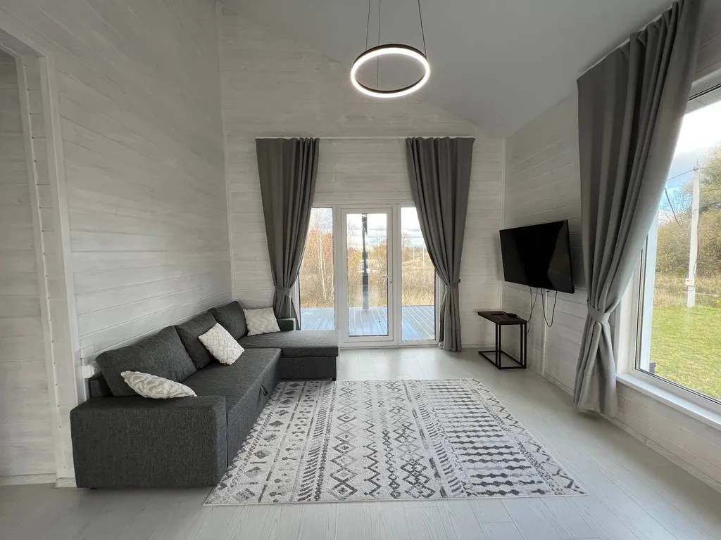 Коттедж Современный дом для загородного отдыха — аренда посуточно в Городище