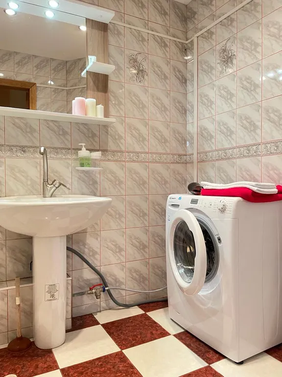 Большая квартира у парка