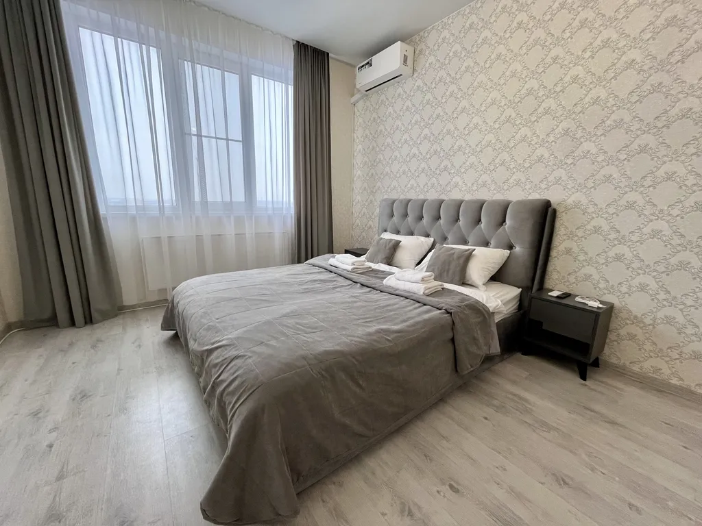 Квартира с панорамными окнами в центре города