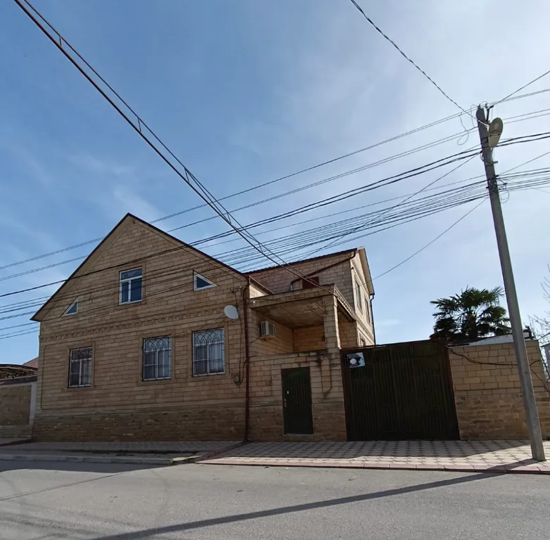 Уютный дом в тихом районе у моря