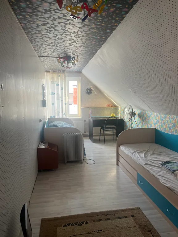 Уютный дом в тихом месте