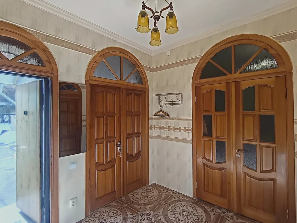 Дом всеми удобствами рядом с парком