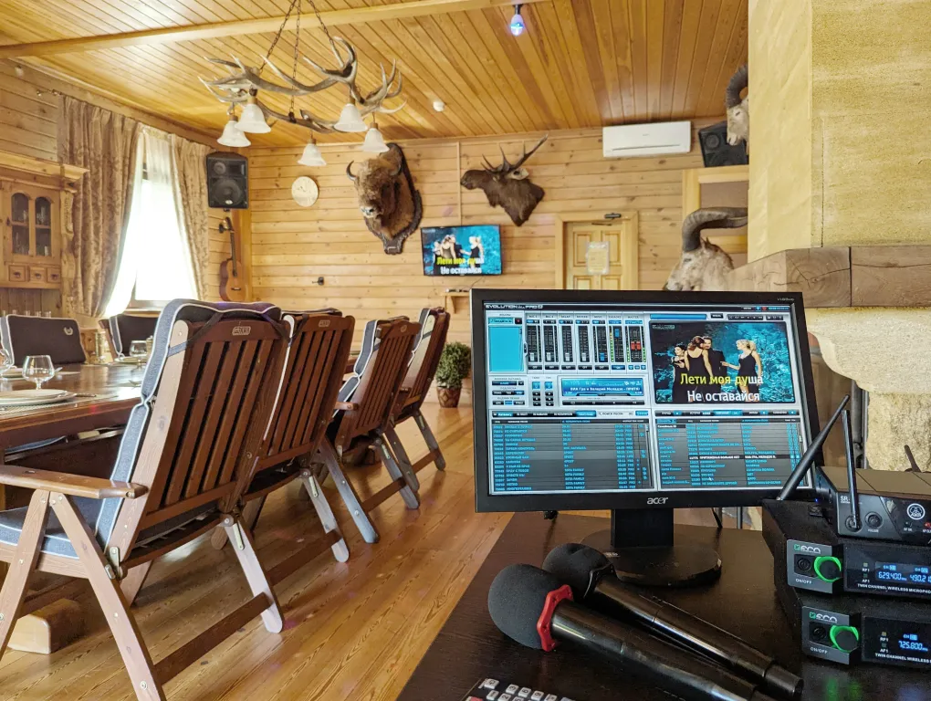 Сруб в заповедном лесу