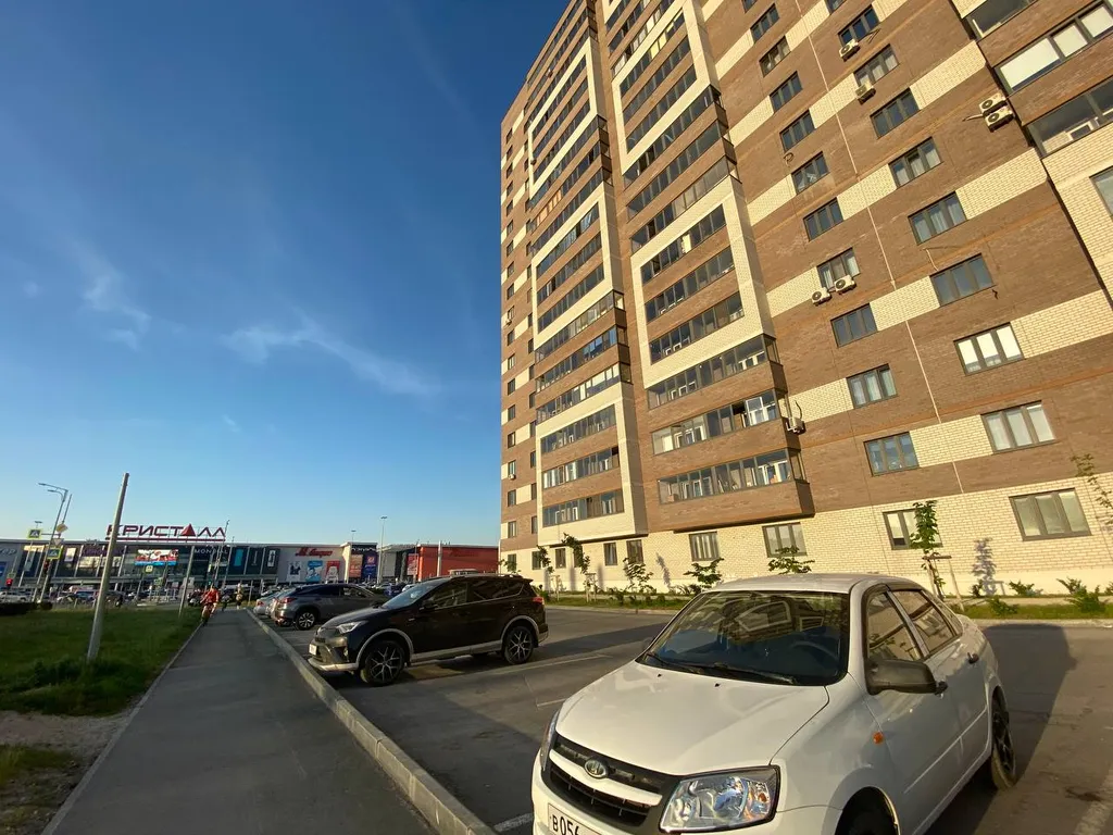 Квартира Квартира Отличная студия у торговых центров — Тюмень