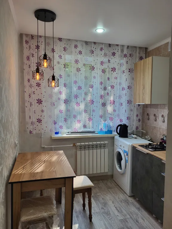 Уютная квартира в центре города — аренда посуточно в Россошь