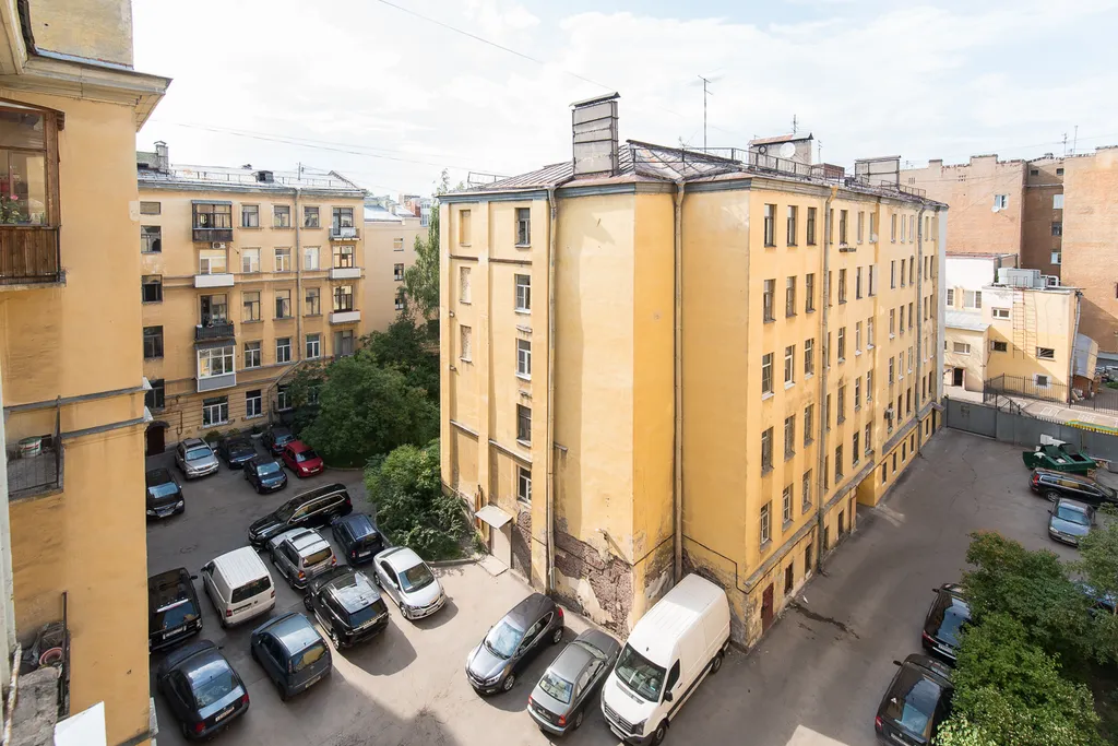Квартира Квартира с балконом возле Летнего сада — Санкт-Петербург