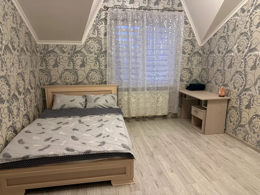 Домик в сосновом бору