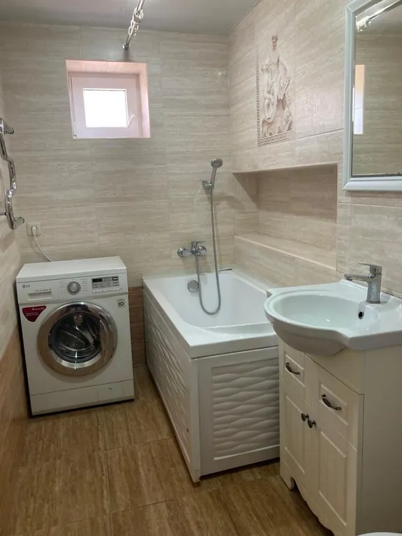 Дом на Толстом мысу