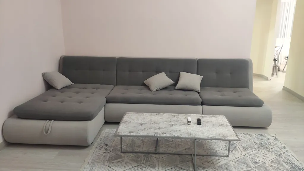 Уютный 2-этажный дом недалеко от моря до 9 гостей.