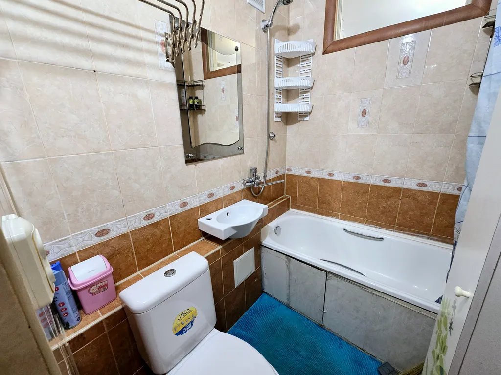 Квартира Двухкомнатная квартира в центре — Адлер